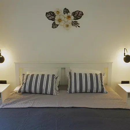 Sephora Villa