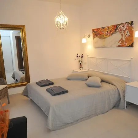 Sephora Villa Faliraki